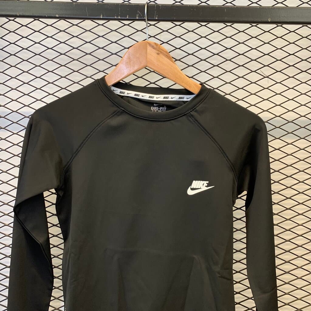 Nike Women's Activewear Blouse - Black (S) 3