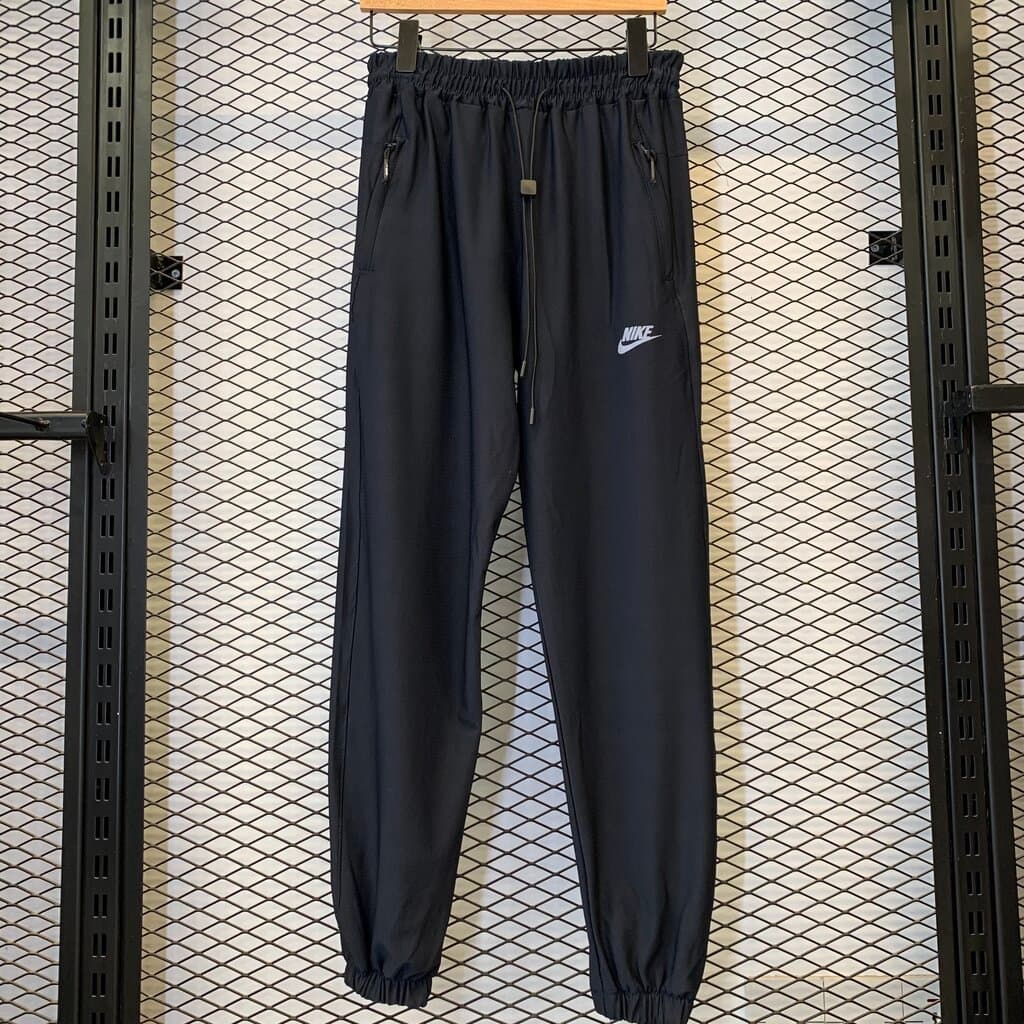 Nike Men's Tracksuit Bottoms - Navy Blue (S)