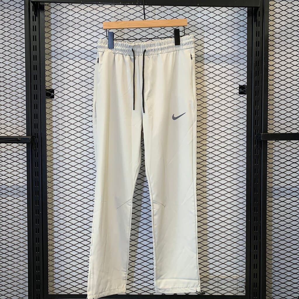 Nike Men's Tracksuit Bottoms - Off White (M) 2