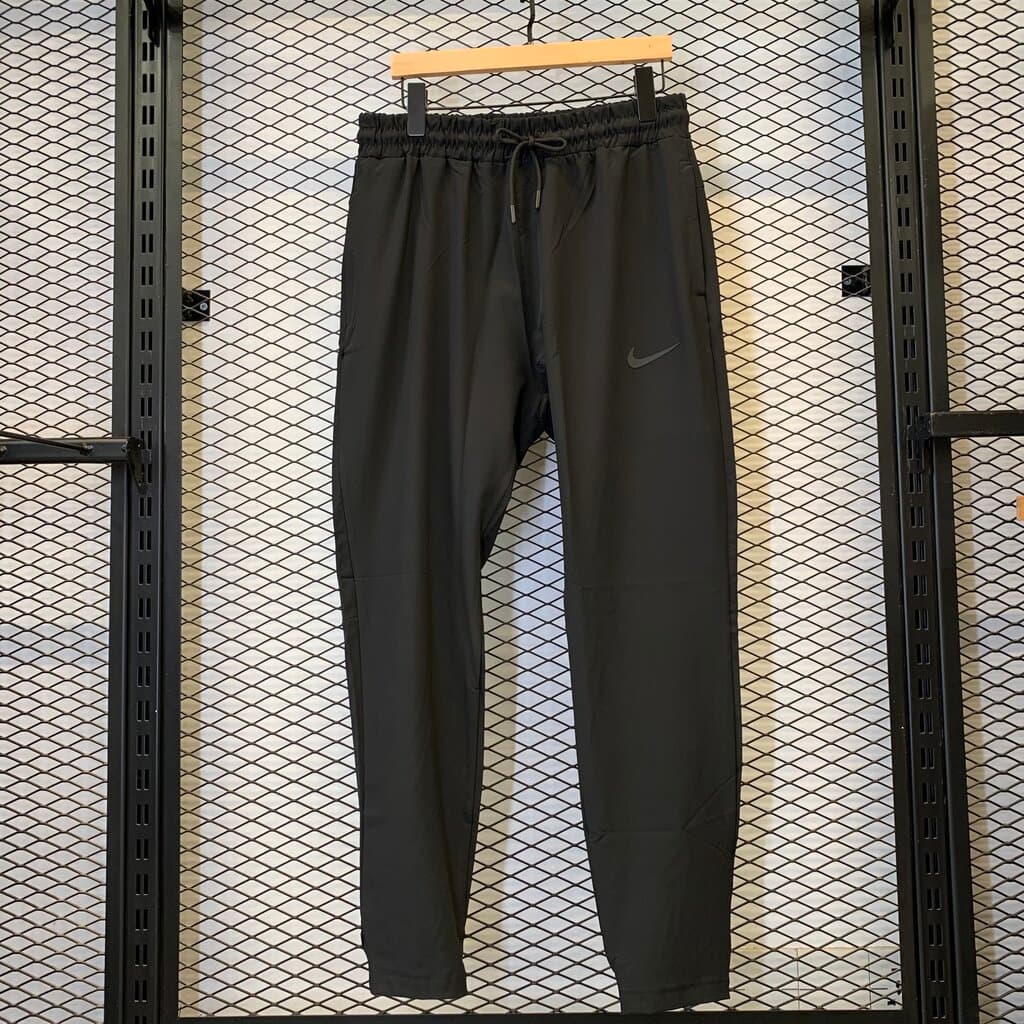 Nike Men's Tracksuit Bottoms - Black (L)