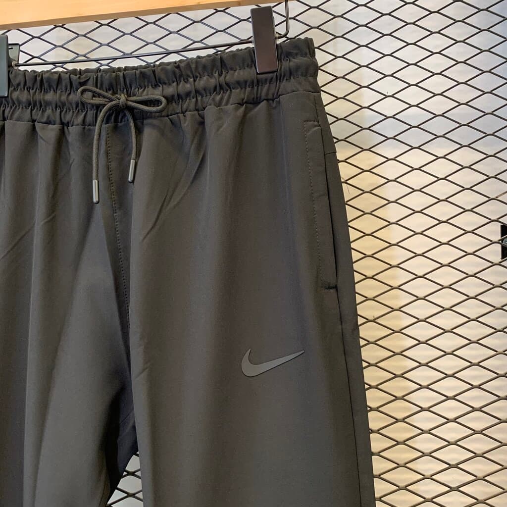 Nike Men's Tracksuit Bottoms - Black (L) 3