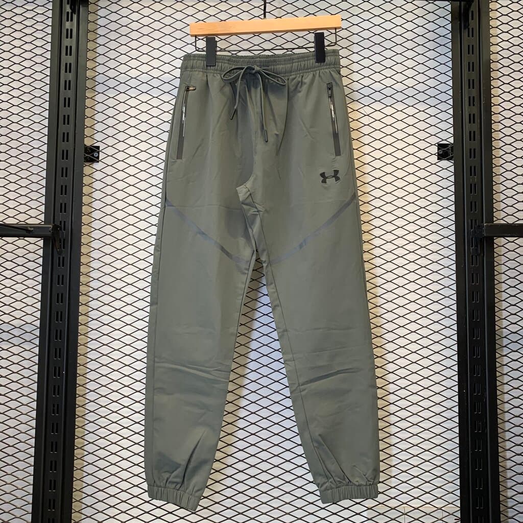 Under Armour Men's Tracksuit Bottoms - Olive Green (M)