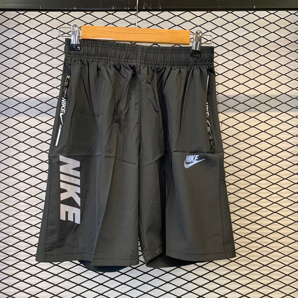 Nike Men's Athletic Shorts - Gray (L)