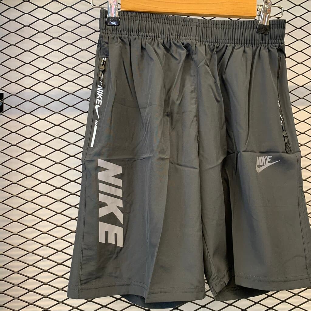 Nike Men's Athletic Shorts - Gray (L) 3