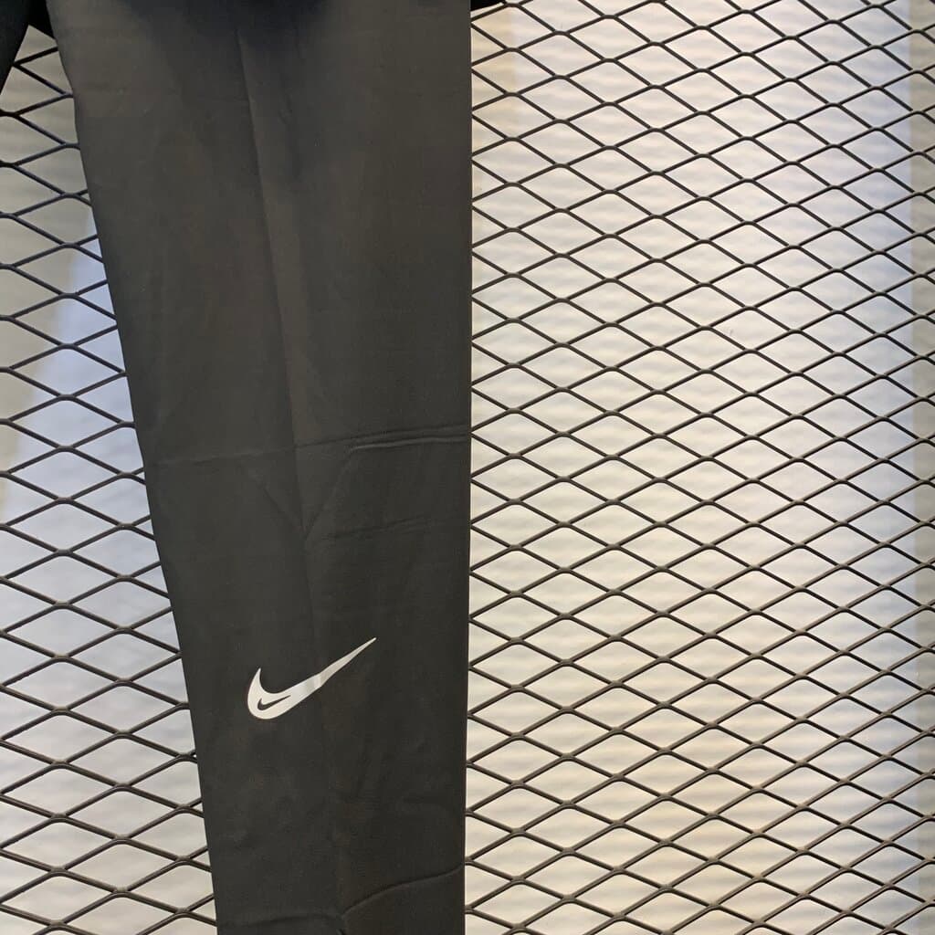 Nike Men's Athletic Shorts and Leggings - Black (M) 6