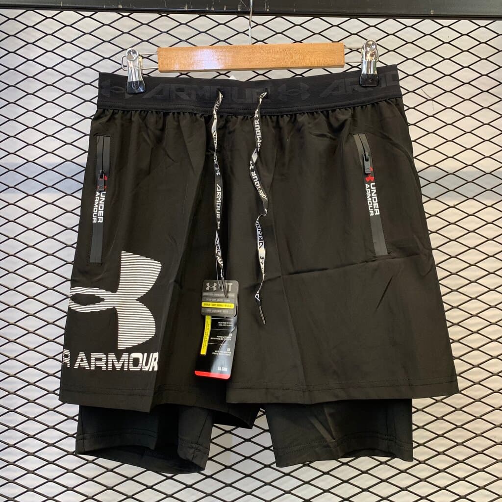 Under Armour Men's Athletic Shorts - Black (M)