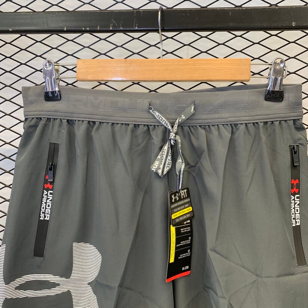 Under Armour Men's Athletic Shorts - Gray (M) 4