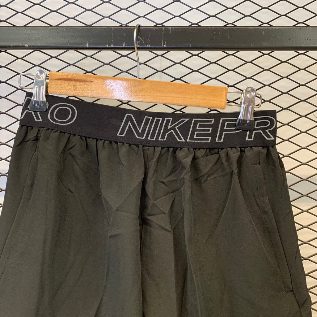 Nike Men's Athletic Shorts - Black (M) 4