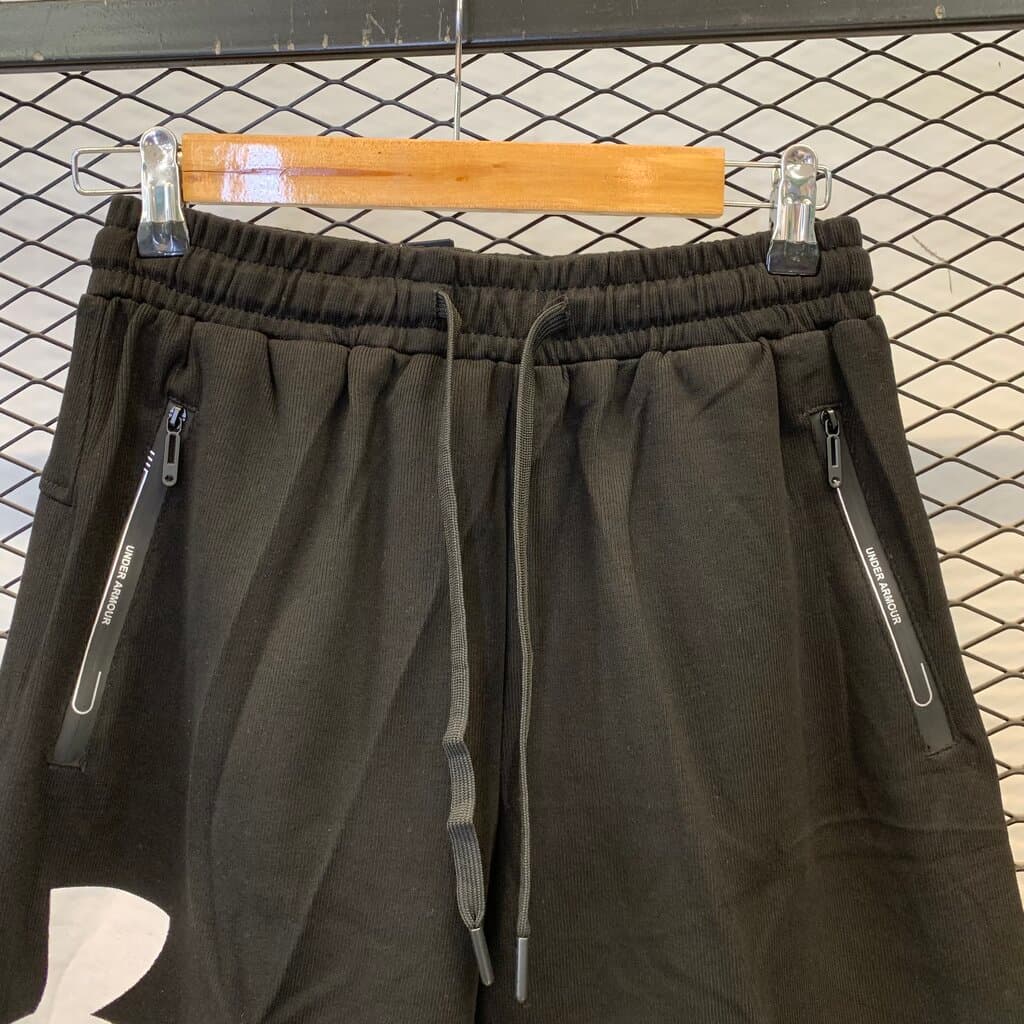 Under Armour Men's Athletic Shorts - Black (M) 3