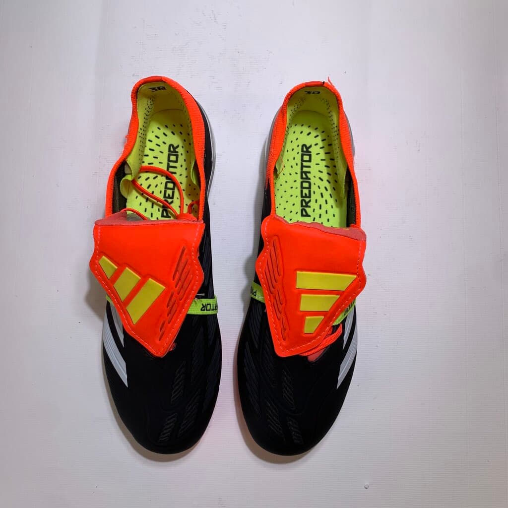 Adidas Men's Football Shoes - Orang (45) 4