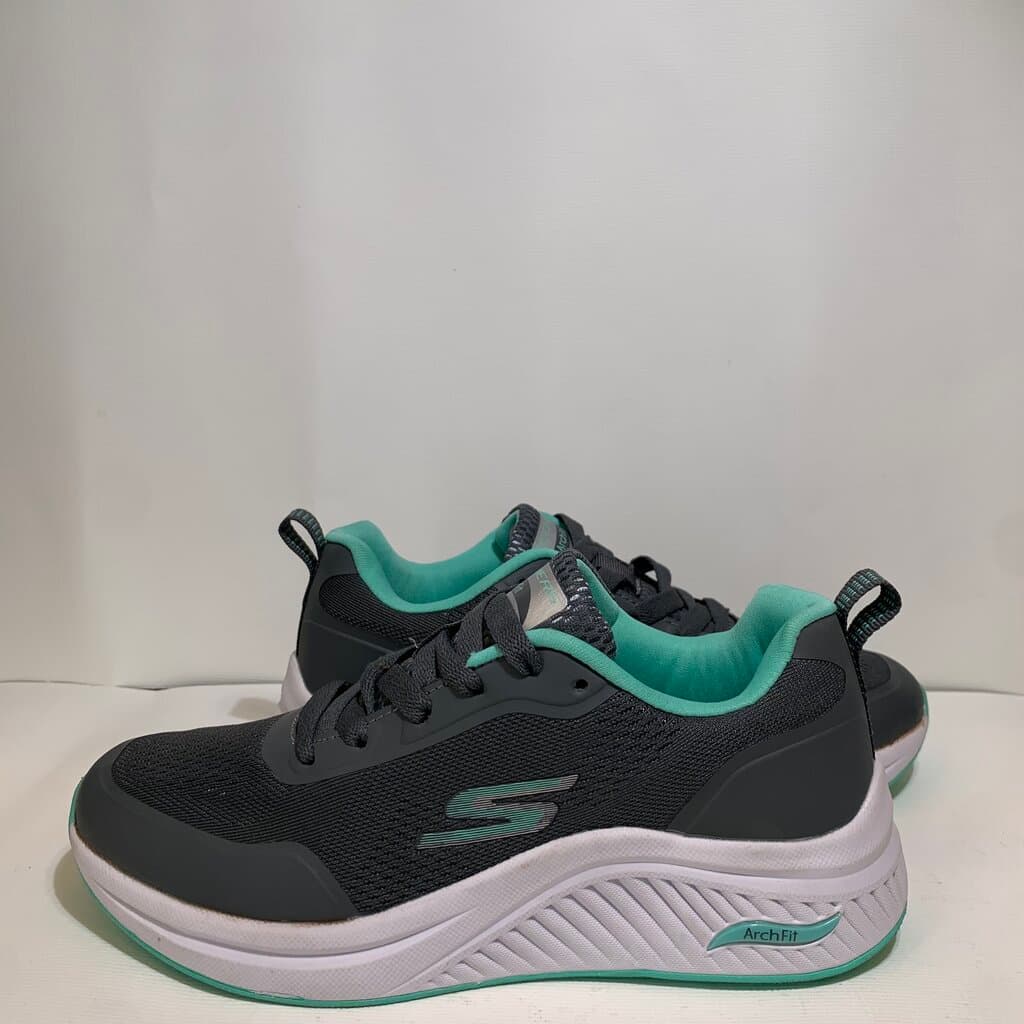 Skechers Women's Sneakers - Gray (40) 7