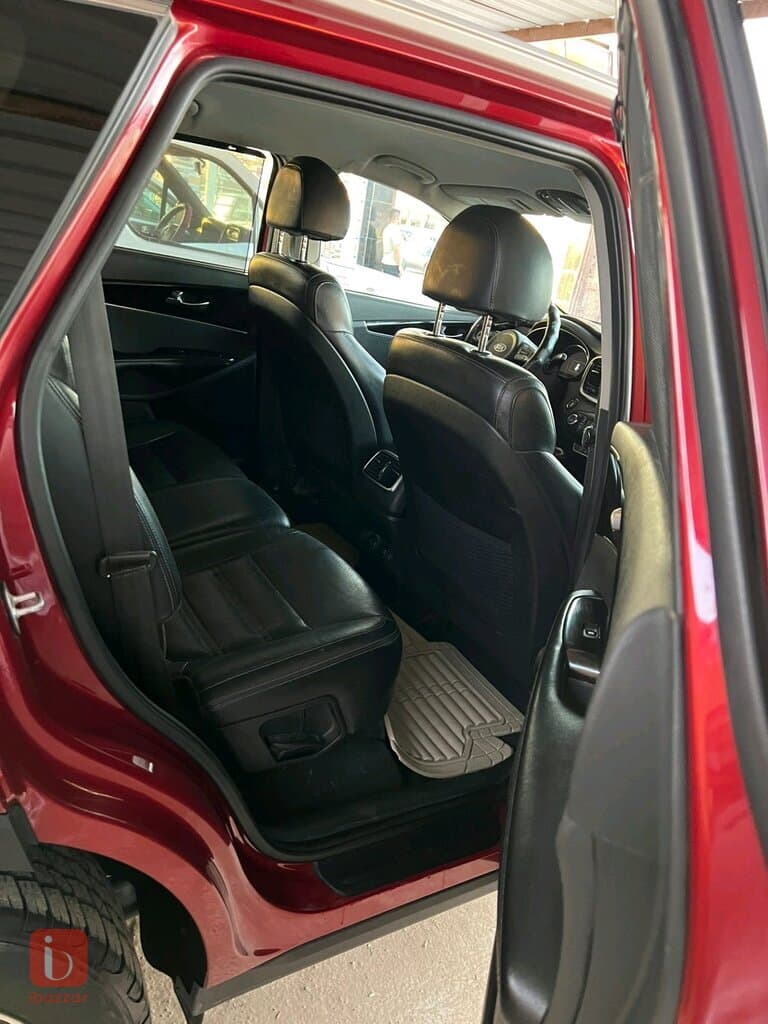KIA Sorento EX 7