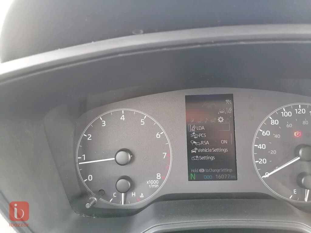 Toyota Corolla Cross 9