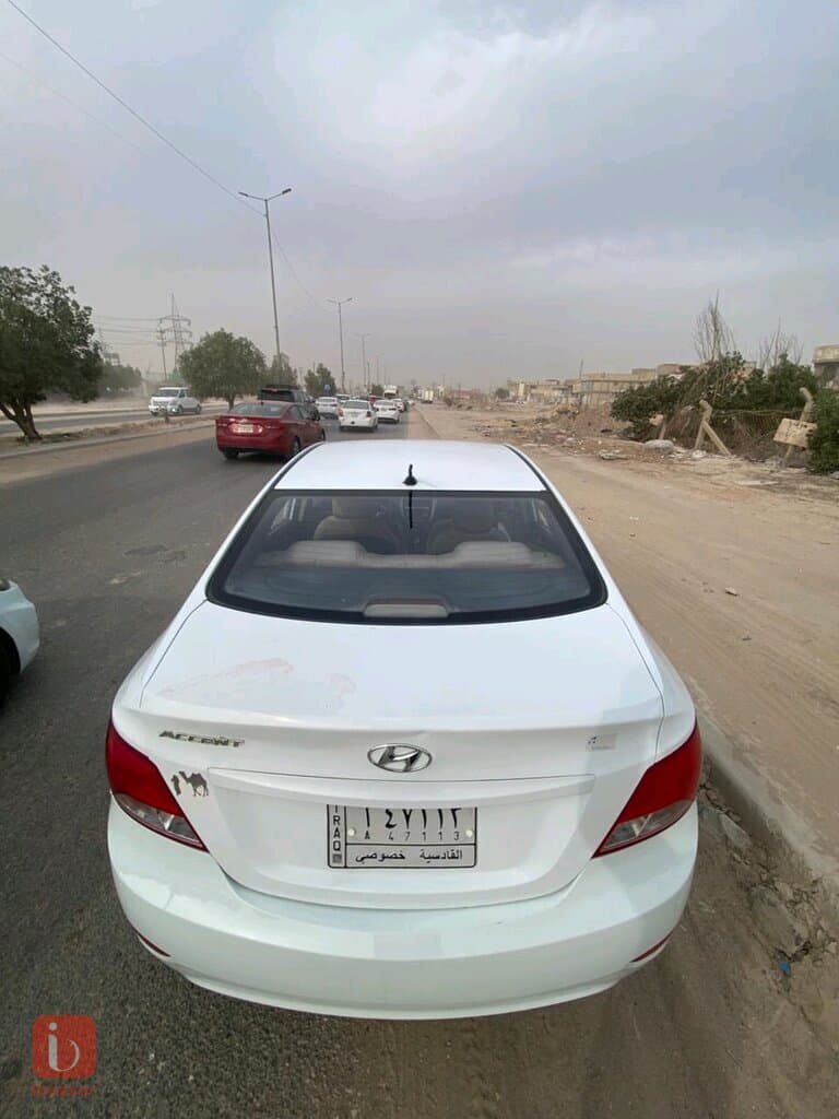 Hyundai Accent GLS TOP 4