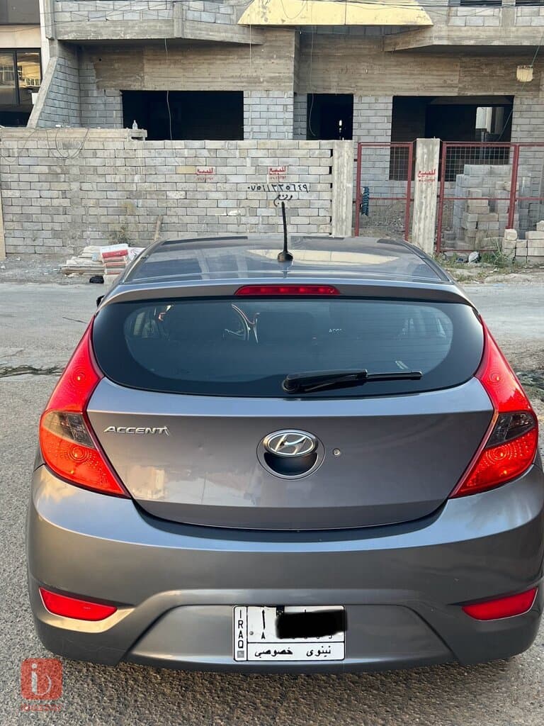Hyundai Accent 4