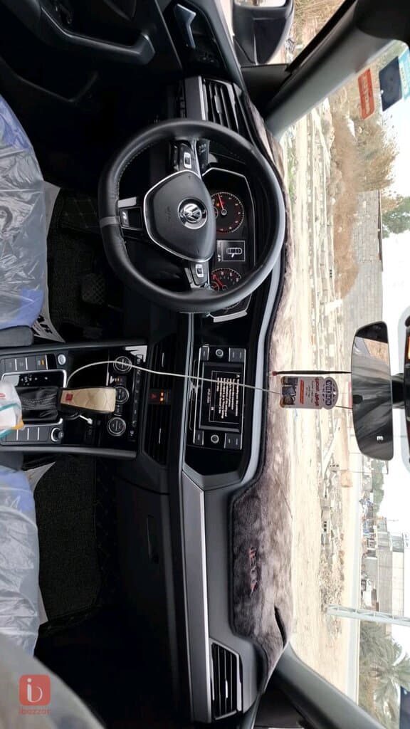 Volkswagen Jetta GLI 7