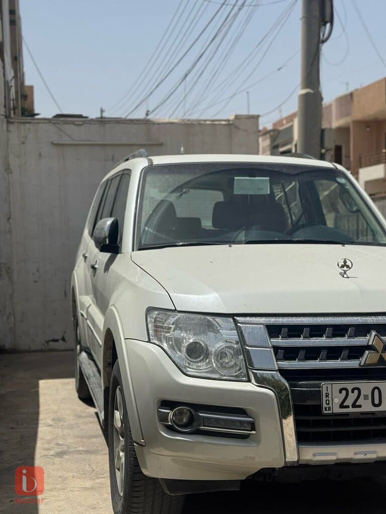 Mitsubishi Pajero GLS