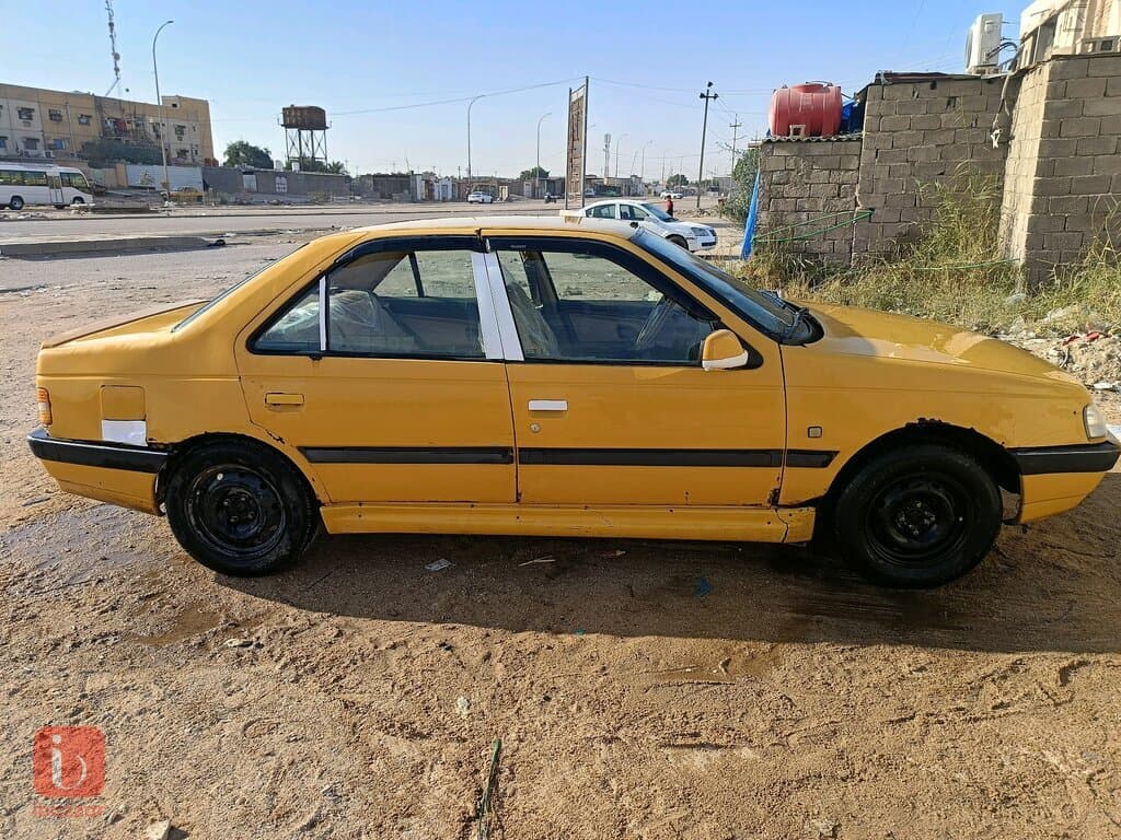 Peugeot 405 2