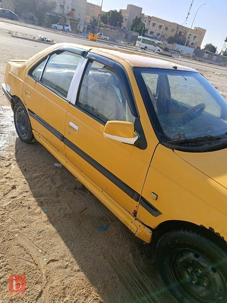 Peugeot 405 7