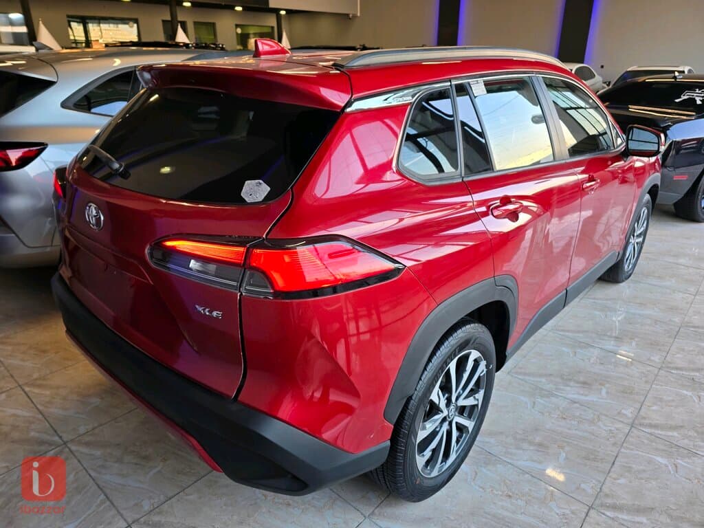 Toyota Corolla Cross 4