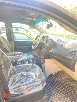 Dodge Caravan — photo 16