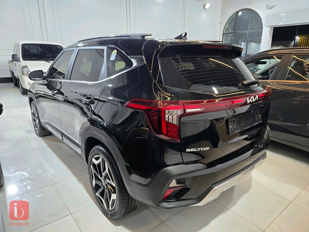 KIA Seltos 4