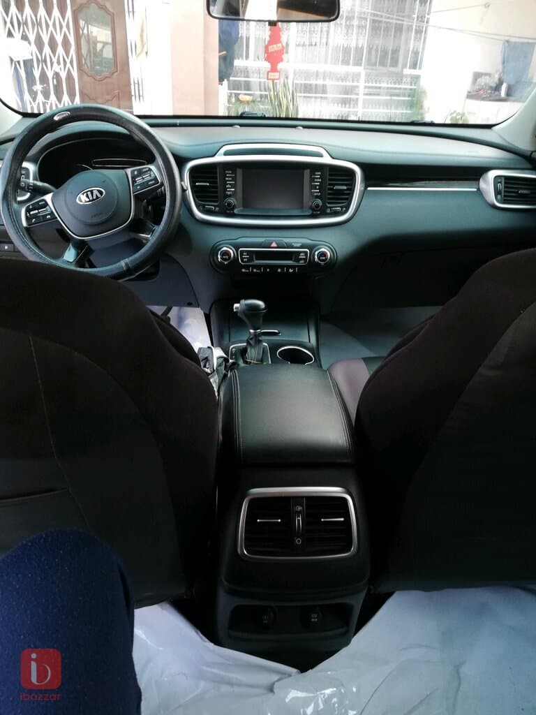 KIA Sorento EX 6