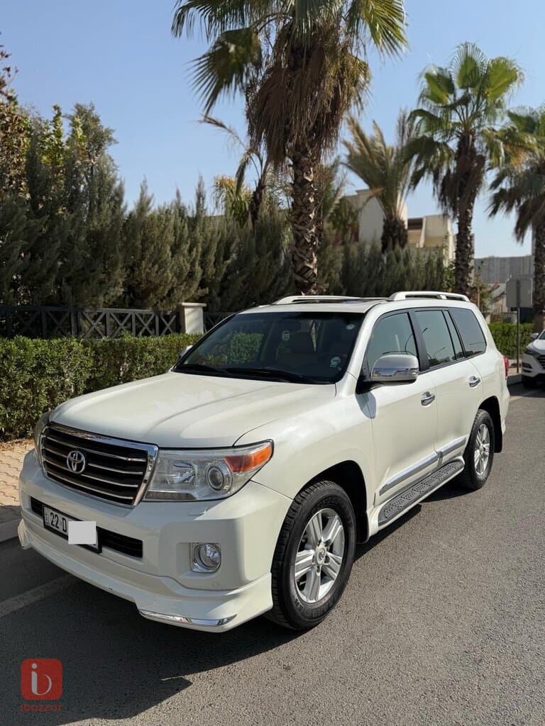 Toyota Land Cruiser GXR Limited