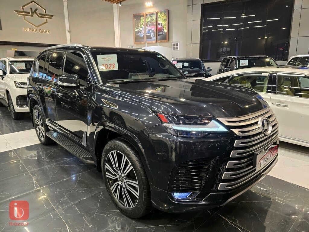 Lexus LX600