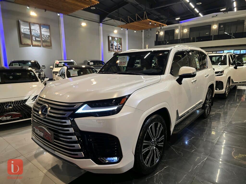 Lexus LX700