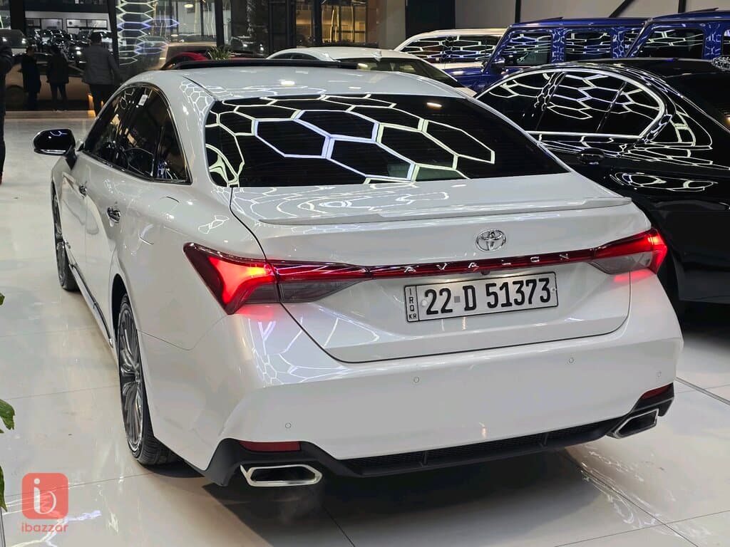 Toyota Avalon 4