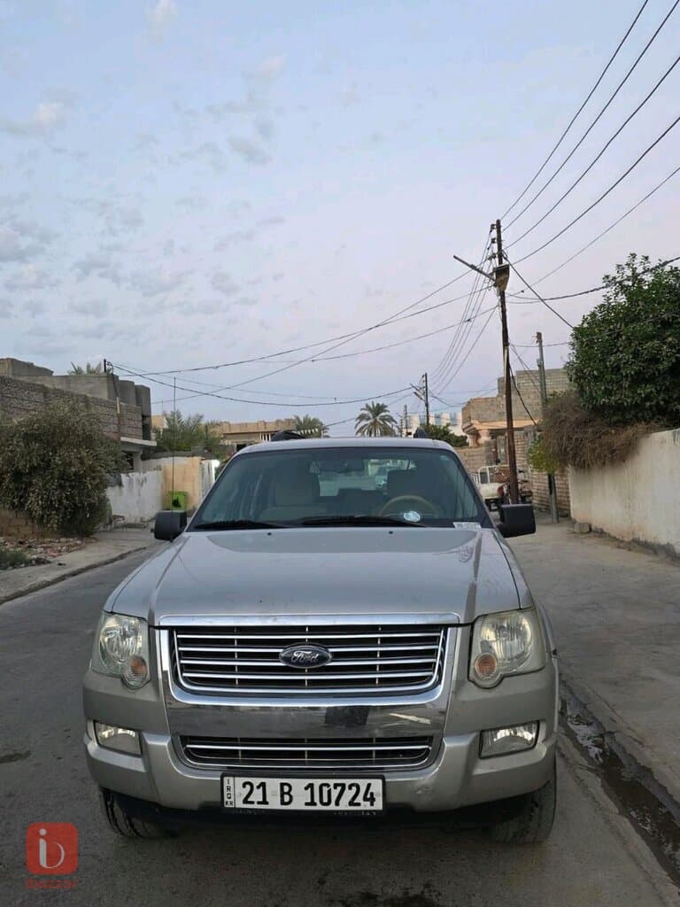 Ford Explorer XLT 5