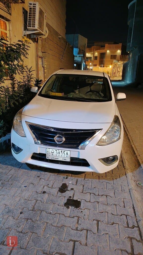 Nissan Sunny SE