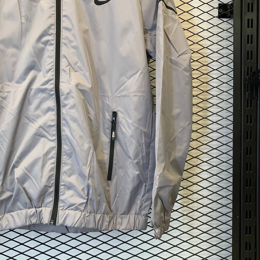Nike Men's Water Resistant Sports Jacket - Gray (S) 3