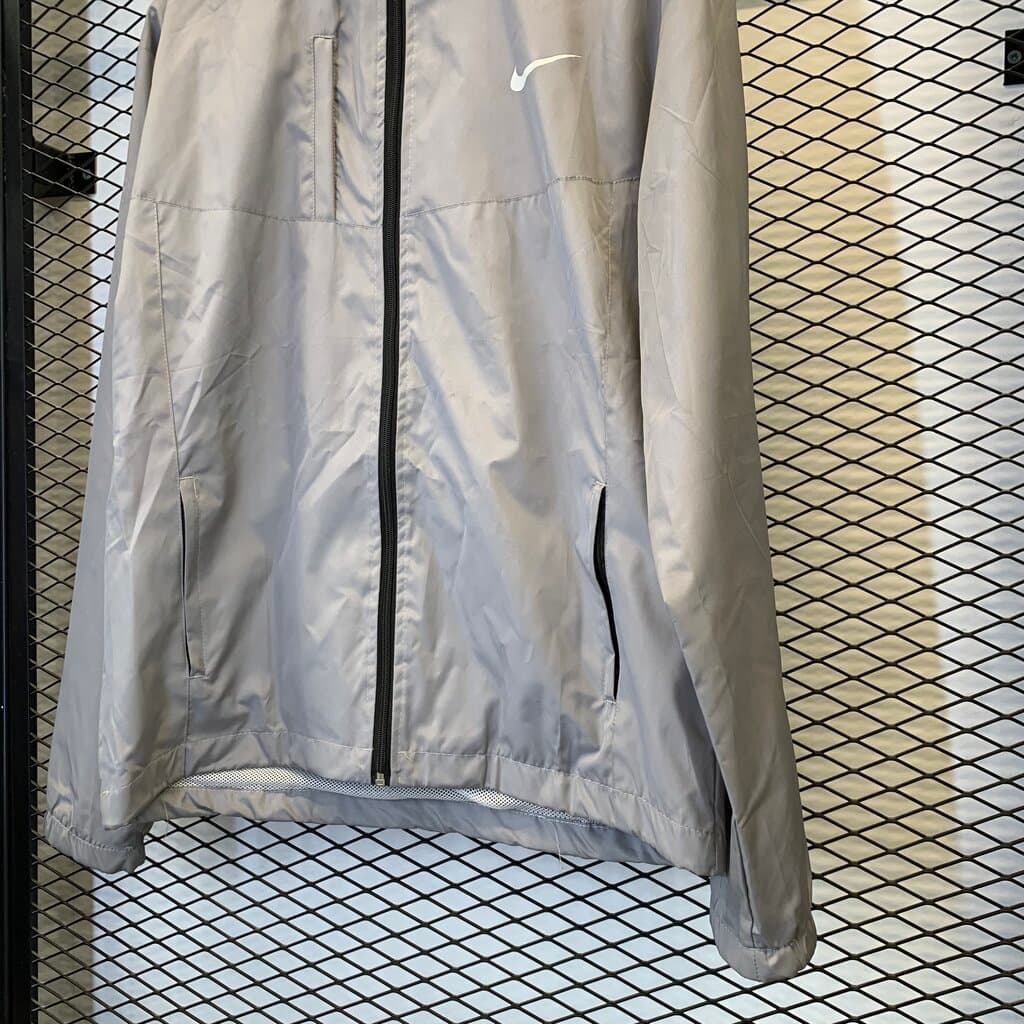 Nike Men's Water Resistant Sports Jacket - Gray (L) 5