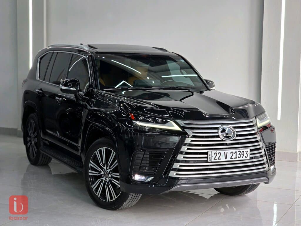Lexus LX600