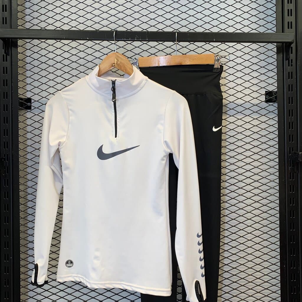 Nike Women's Tracksuit - White (S) 2