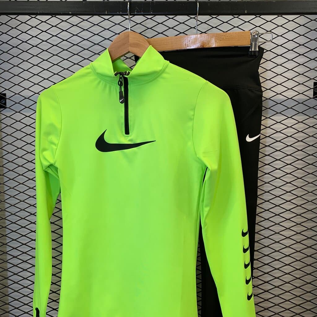 Nike Women's Tracksuit - Neon Green (S) 3