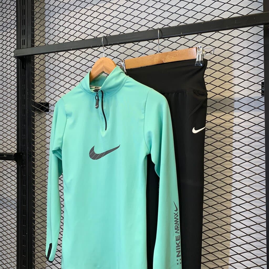 Nike Women's Activewear Tracksuit - Light Green (S) 2