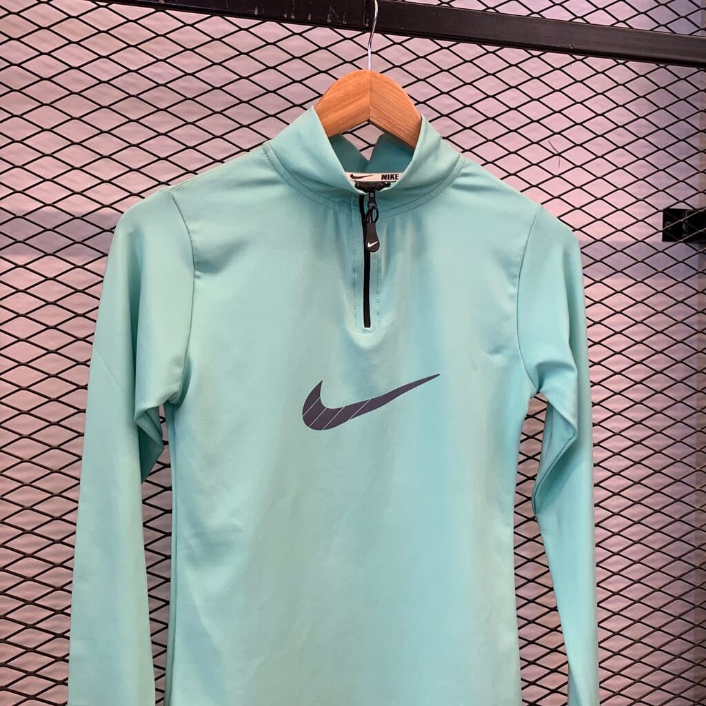 Nike Women's Activewear Tracksuit - Light Green (S) 7