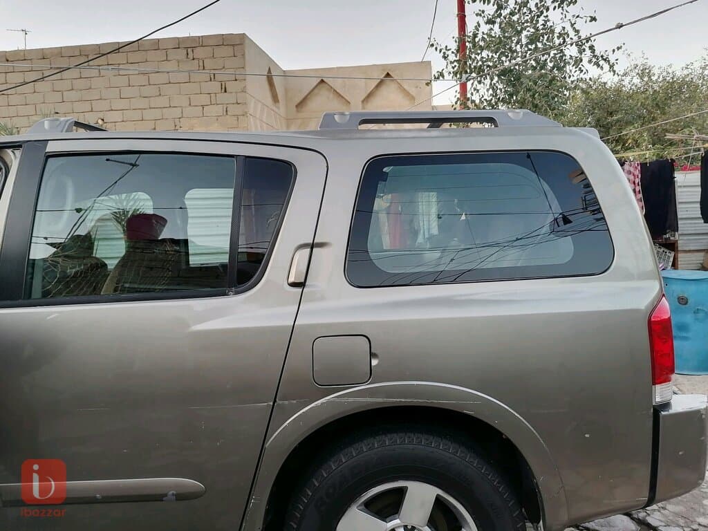 Nissan Armada SE