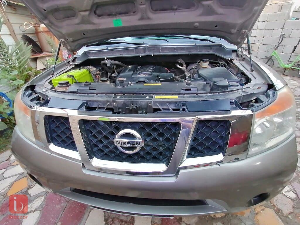 Nissan Armada SE 11