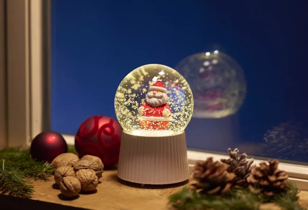 LED Christmas balls melody function with snow swirl effect rotating figures 2