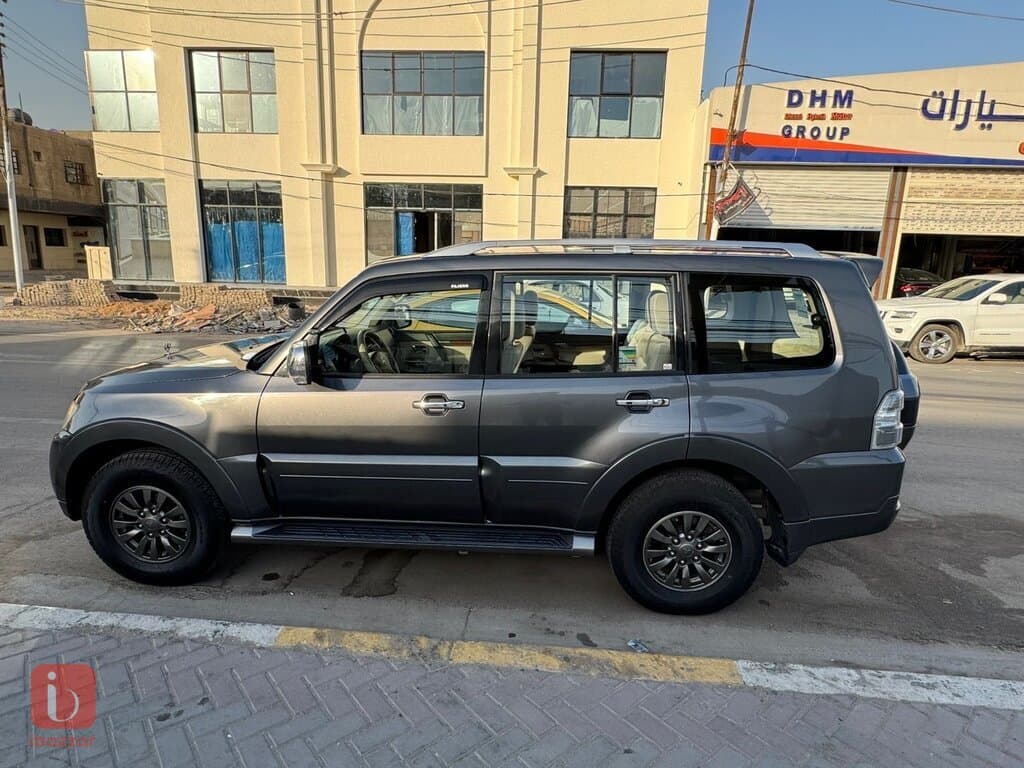 Mitsubishi Pajero GLS
