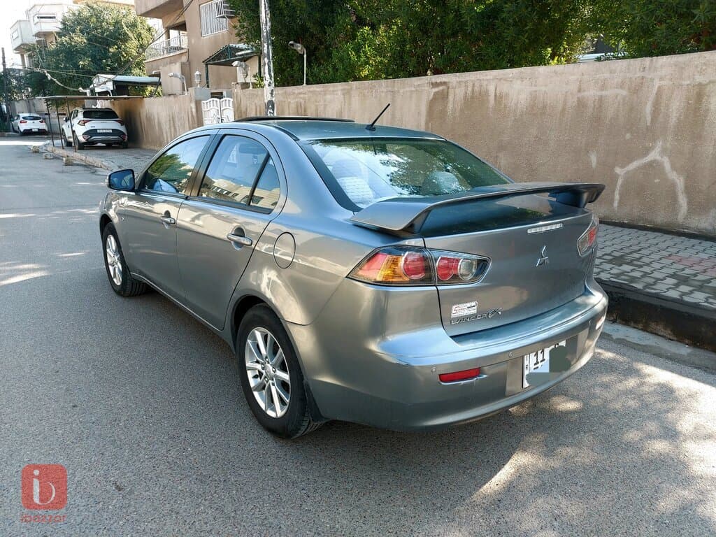 Mitsubishi Lancer GLS Plus 2