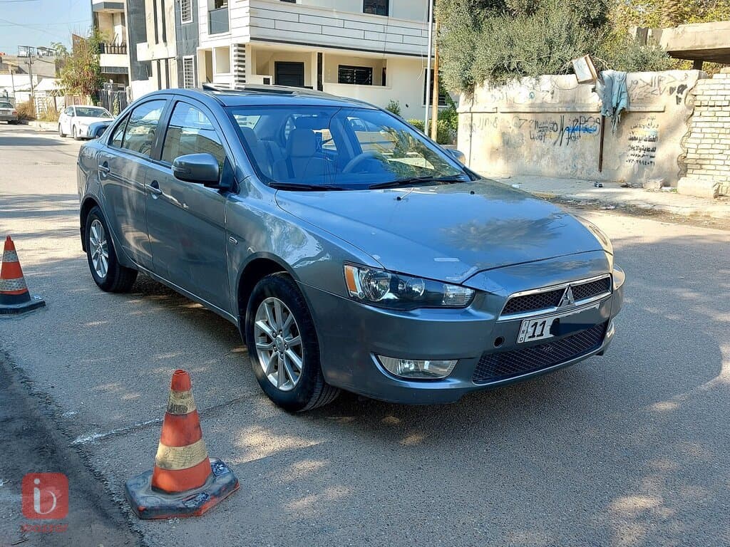 Mitsubishi Lancer GLS Plus