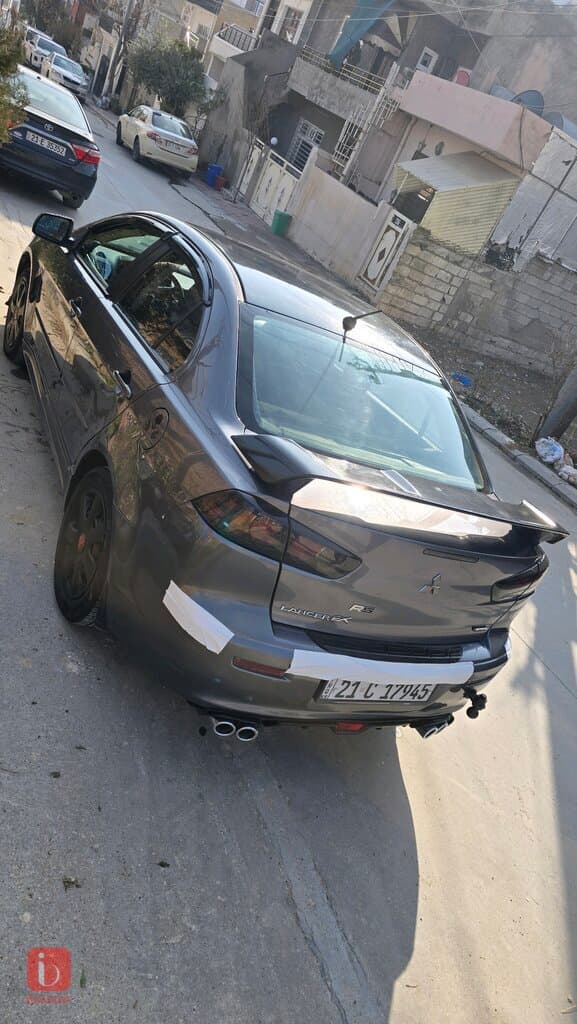 Mitsubishi Lancer 2
