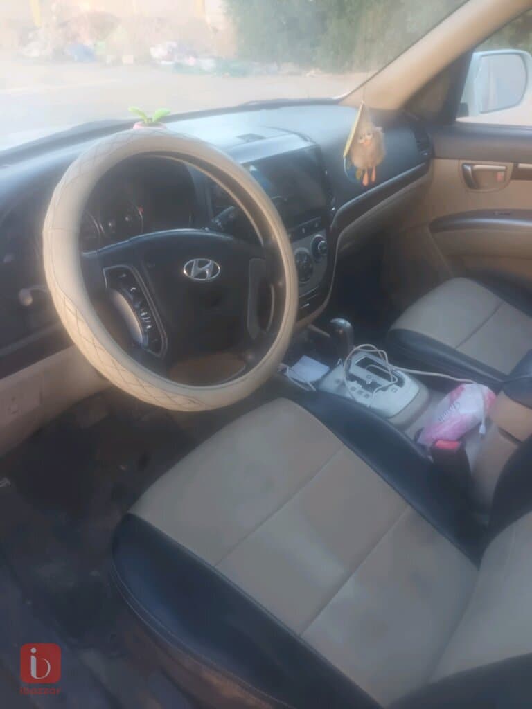 Hyundai Santa Fe GL 10