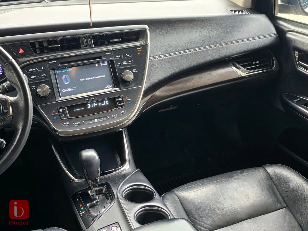 Toyota Avalon XLE 10