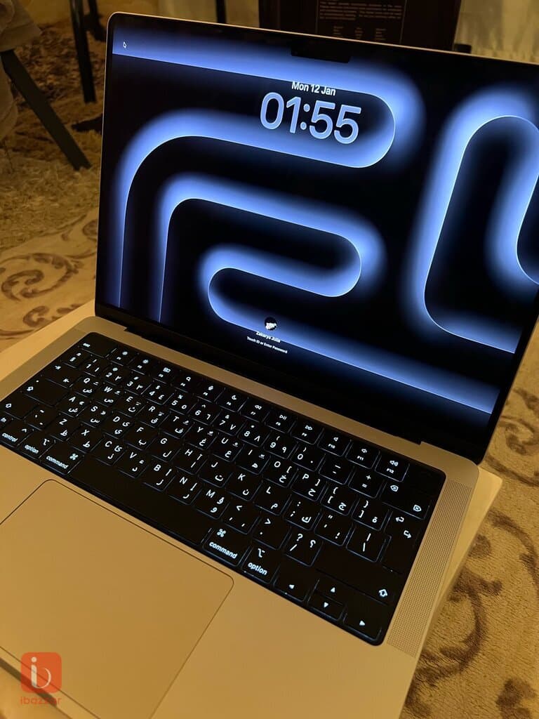 ماك بوك إم 3 برو — photo 5